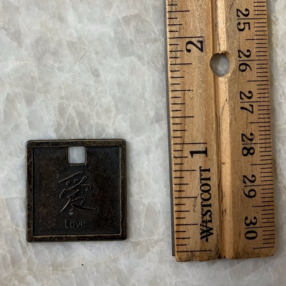 Chinese Character 'Love' Symbol Charm Pendant - Picture 2 of 3